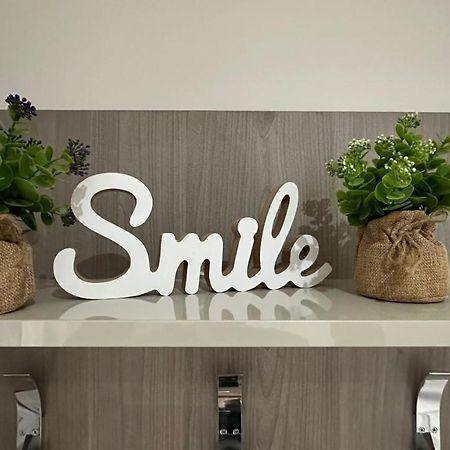 Seti Gorgeous Apartments With Jacuzzi Belgrade Luaran gambar